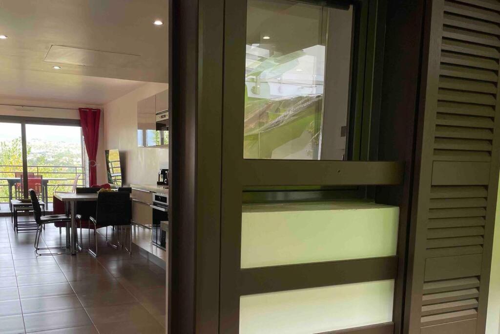 Superbe Appartement, Piscine, Vue Mer Et Montagnes Antibes Exteriér fotografie