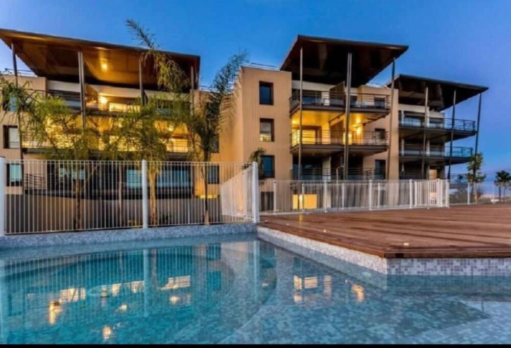 Superbe Appartement, Piscine, Vue Mer Et Montagnes Antibes Exteriér fotografie