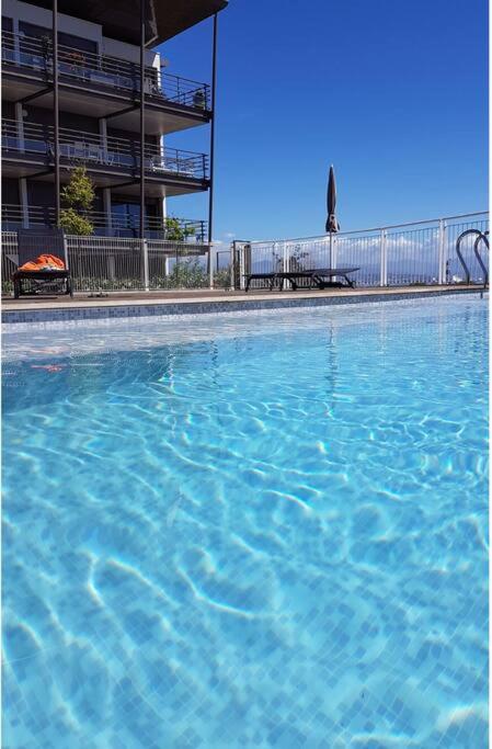 Superbe Appartement, Piscine, Vue Mer Et Montagnes Antibes Exteriér fotografie